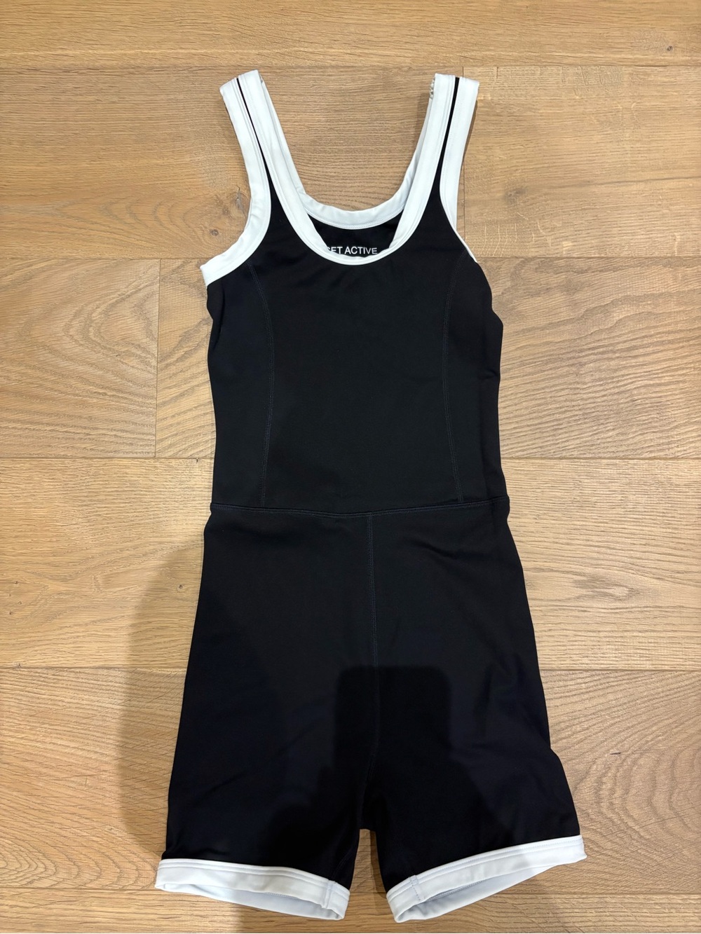 SET Active Black and White Shortysuit (old Sportbody fabric)